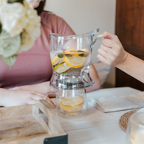 Grosche "Aberdeen" Dispensing Teapot - Multiple Sizes